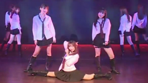 【SNH48】161216 TeamHII 十八闪首演-绵羊一字马【天真】